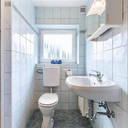 Appartement Ferienwohnung, Kuehlungsborn, Cleaning Included