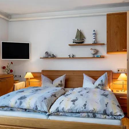 Ferienwohnung, Kuehlungsborn, Cleaning Included * Ostseebad Kühlungsborn
