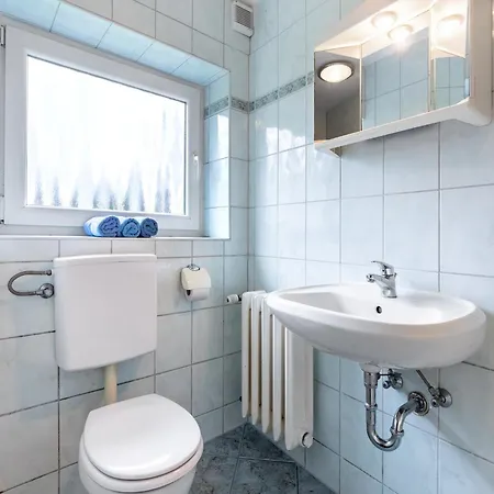 Ferienwohnung, Kuehlungsborn, Cleaning Included *
