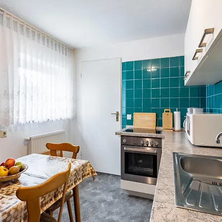Appartement Ferienwohnung, Kuehlungsborn, Cleaning Included